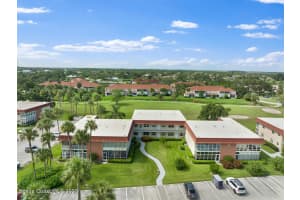 3 Vista Palm Lane, Vero Beach, FL 32962 Sold 08/24/23