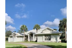 720 Ridgemoor Place, Melbourne, FL 32940 Sold 07/18/23