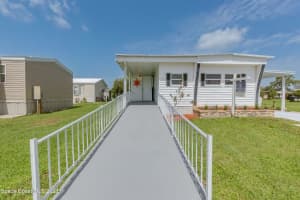 220 Berry Court, Palm Bay, FL 32907 Sold 10/03/23