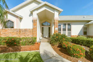 986 Somerset Lane, Melbourne, FL 32940 Sold 08/25/23