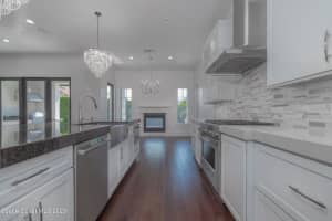 1318 Chapman Circle, Winter Park, FL 32789 Sold 02/23/24