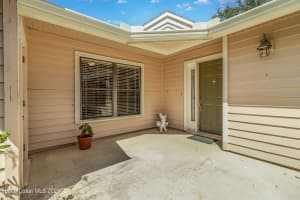 922 Ridge Lake Drive, Melbourne, FL 32940 Sold 09/29/23