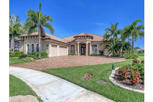 3032 Sallisbury Court, Melbourne, FL 32940 Sold 09/29/23