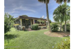 925 Barefoot Boulevard, Sebastian, FL 32976 Sold 01/07/25