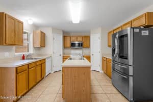 3083 Chica Circle, West Melbourne, FL 32904 Sold 12/13/23