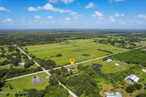 6135 Dixie Way, Mims, FL 32754 - MLS#973604