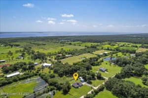 6135 Dixie Way, Mims, FL 32754 - MLS#973604