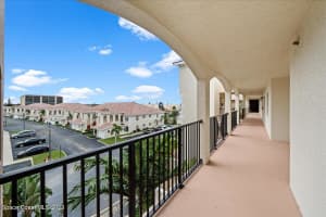 123 Lancha Circle, Satellite Beach, FL 32937 Sold 10/27/23