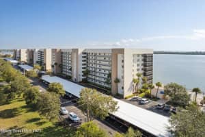 300 Sykes Creek Parkway, Merritt Island, FL 32952 Sold 03/04/24