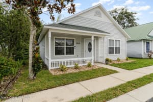 3848 Town Square Boulevard, Melbourne, FL 32901 Sold 12/22/23