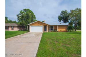 106 15th Avenue, Vero Beach, FL 32962 Sold 12/08/23