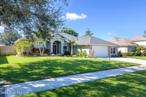 6147 Arlington Circle, Melbourne, FL 32940 Sold 02/01/24