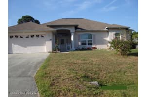 868 Huntington Street, Palm Bay, FL 32907 Sold 11/14/23