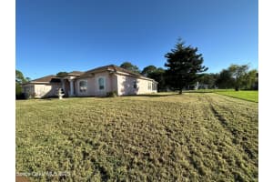868 Huntington Street, Palm Bay, FL 32907 Sold 11/14/23