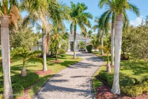 242 Lansing Island Drive, Indian Harbour Beach, FL 32937 Sold 12/01/23