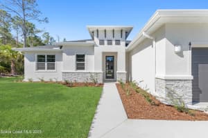 346 Sherman Street, Palm Bay, FL 32909 Sold 09/24/24