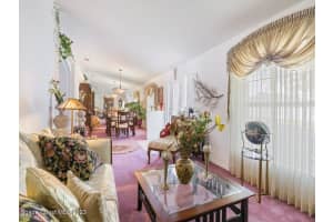 458 53rd Square, Vero Beach, FL 32968 Sold 04/19/24