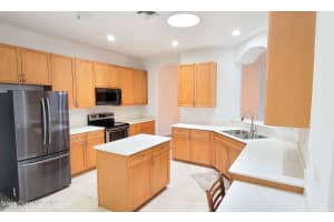 425 Tangerine Square, Vero Beach, FL 32968 Sold 12/19/23