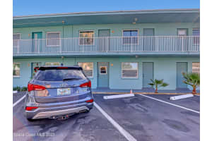 515 Hayes Avenue, Cocoa Beach, FL 32931 Sold 12/15/23