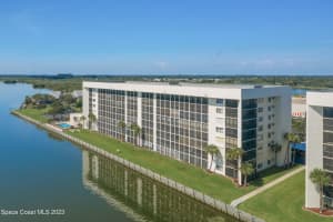 300 Sykes Creek Parkway, Merritt Island, FL 32952 Sold 12/29/23