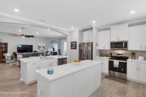 5526 1st Square, Vero Beach, FL 32968 Sold 01/24/24