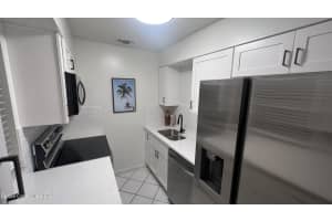427 Earl Avenue, Melbourne, FL 32901 Sold 12/20/23