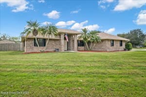 336 Peggy Circle, Palm Bay, FL 32907 Sold 01/25/24