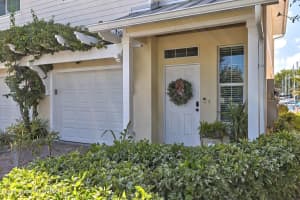 2720 Cutlass Point Lane, Merritt Island, FL 32953 Sold 04/22/24