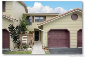 9059 Vineyard Lake Dr, Plantation, FL 33324, Sold 04/07/16