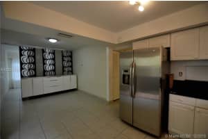 1017 NW 106th Ave Cir, Miami, FL 33172, Sold 01/29/16