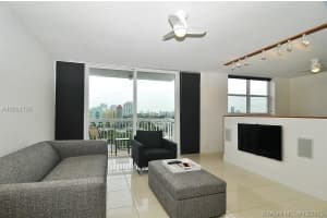 401 Ocean Dr, Miami Beach, FL 33139, Sold 02/04/16