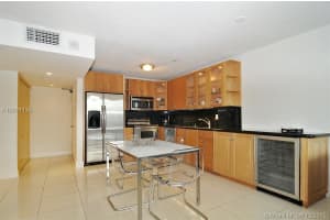 401 Ocean Dr, Miami Beach, FL 33139, Sold 02/04/16