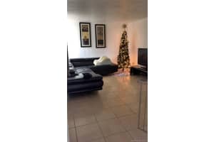 9137 Fontainebleau Blvd, Miami, FL 33172, Sold 11/04/16