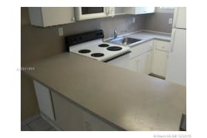 8031 NW 8th St, Miami, FL 33126, Sold 05/06/16