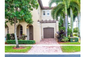8674 Blaze Ct, Cooper City, FL 33328, Sold 02/25/16