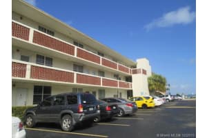 1770 79th Street Causeway APT D315, North Bay Village, FL 33141, Sold 03/25/16