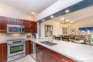 5201 SW 31st Ave, Fort Lauderdale, FL 33312, Sold 01/13/16