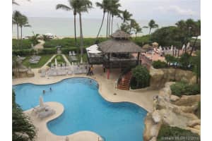 5225 Collins Ave, Miami, FL 33140, Sold 02/15/17