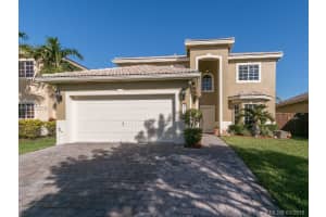 9037 SW 211th Ln, Cutler Bay, FL 33189, Sold 03/28/16