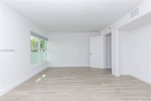 828 3rd St, Miami Beach, FL 33139, Sold 03/18/16