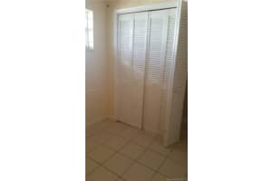 1331 Lincoln Rd, Miami Beach, FL 33139, Sold 06/13/16