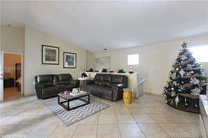 14715 Balgowan Rd, Hialeah, FL 33016, Sold 01/29/16