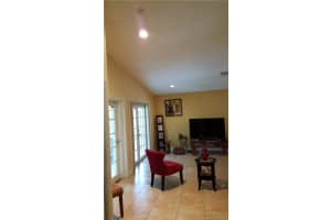 18790 NW 84th Ave, Hialeah, FL 33015, Sold 03/17/16