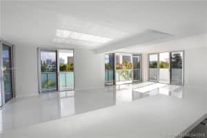 9901 E Bay Harbor Dr, Bay Harbor Islands, FL 33154, Sold 09/29/17