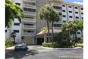 800 NE 195th St, Miami, FL 33179, Sold 06/24/16