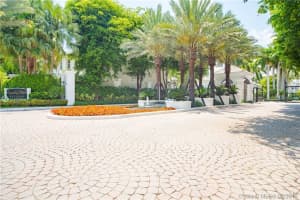 3683 NE 199th St, Miami, FL 33180, Sold 10/24/16
