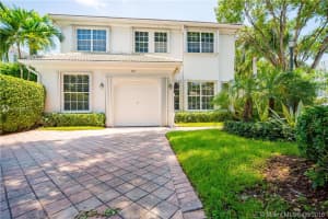 3683 NE 199th St, Miami, FL 33180, Sold 10/24/16