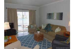 7920 East Dr, North Bay Village, FL 33141, Sold 02/02/16