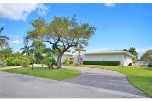 110 S Island Rd, Golden Beach, FL 33160, Sold 04/05/17