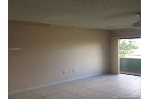 17530 NW 68th Ave APT C3006, Hialeah, FL 33015, Sold 07/13/16